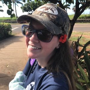 Meet your Posher, Emily